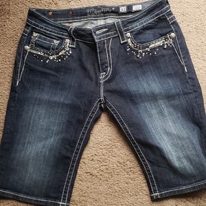 Miss Me Signature Bermuda